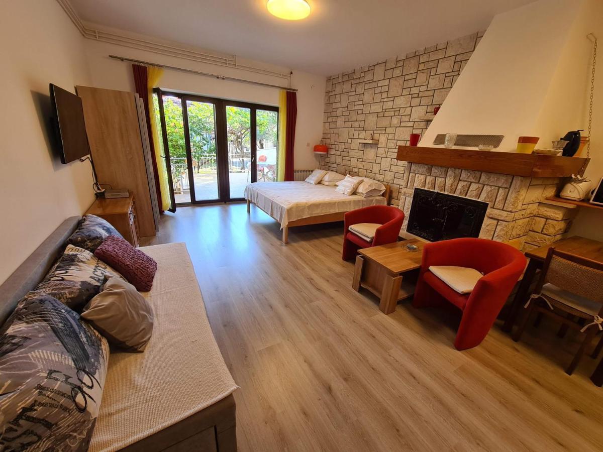 Apartments Ana 메덜린 외부 사진